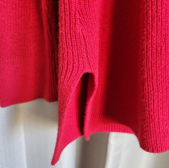 Long Sweater - Picture 2 of 7